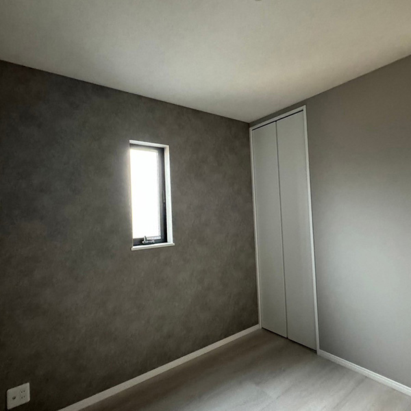 寝屋川市/木造３階建て