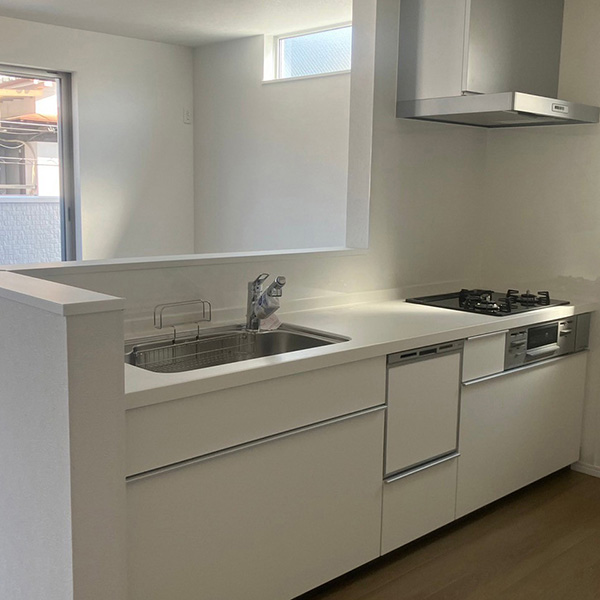 寝屋川市/木造３階建て