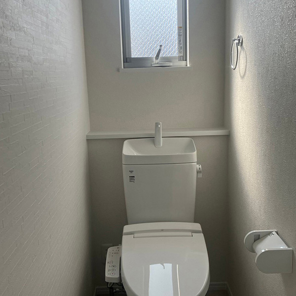 寝屋川市/木造３階建て