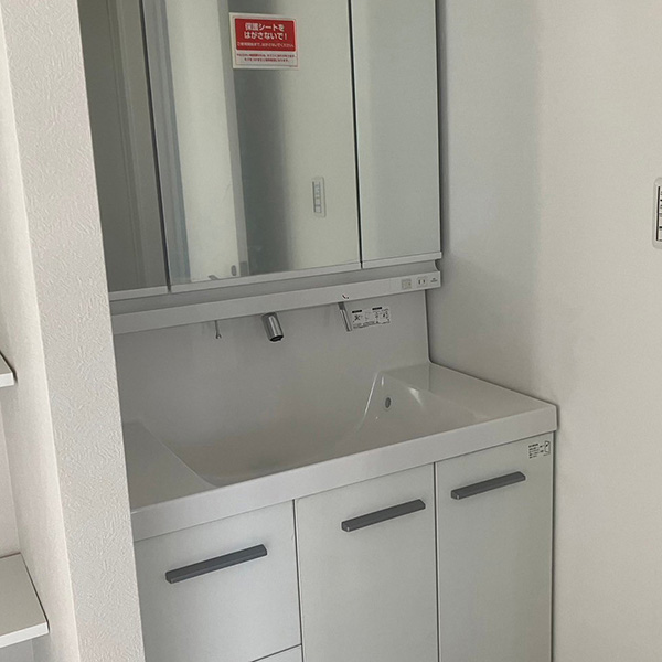 寝屋川市/木造３階建て