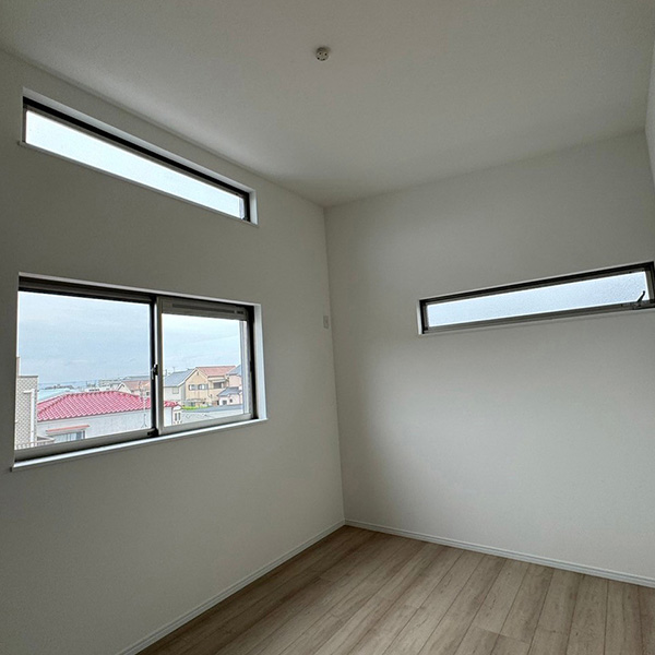 吹田市/木造３階建て