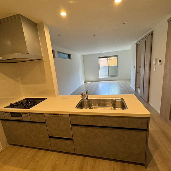 大阪市/木造３階建て