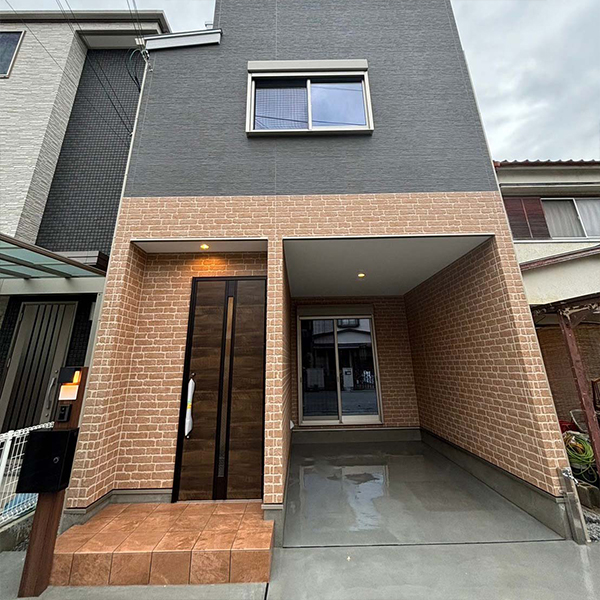 枚方市/木造2階建て